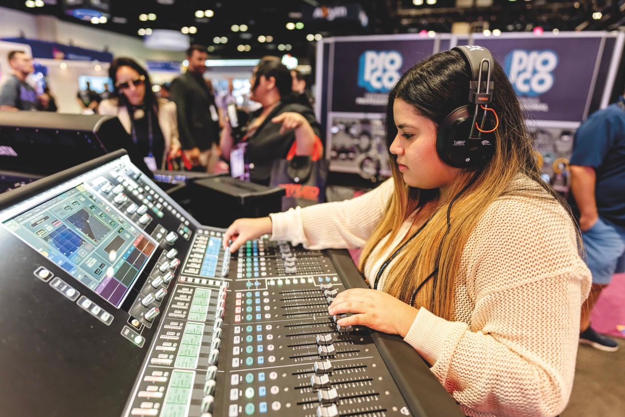 Audio infocomm